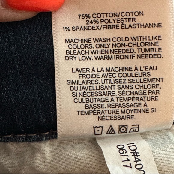 Express Distressed Mid Rise Jeans - Picture 10 of 11